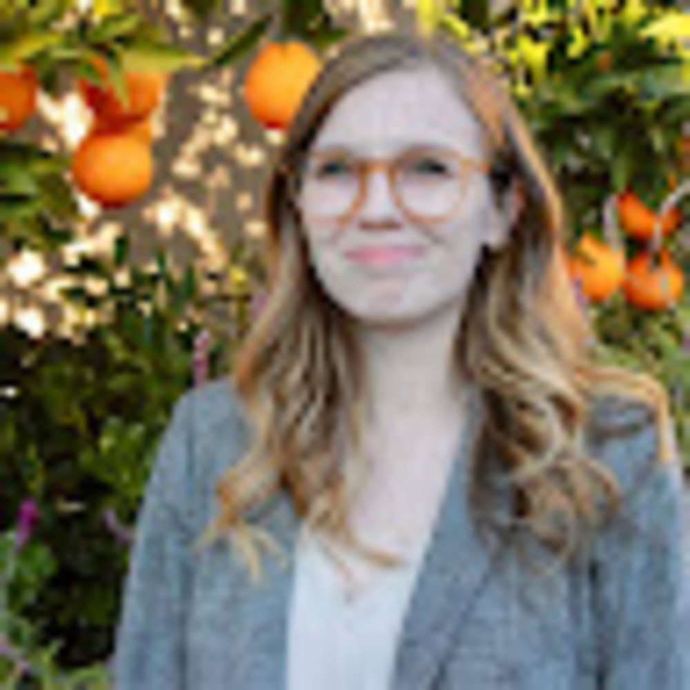 Meet your Posher, Helen